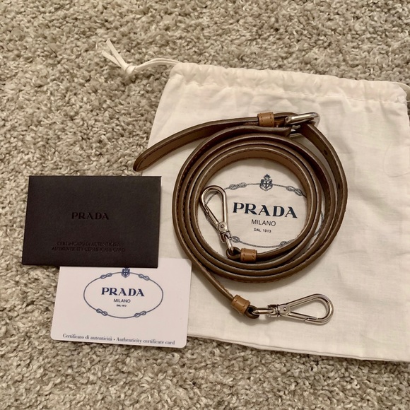 Classic Prada Leather Handbag in Caramel👜 - Picture 7 of 16